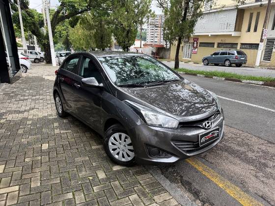 HYUNDAI HB20 1.6 COMFORT STYLE 16V FLEX 4P MANUAL